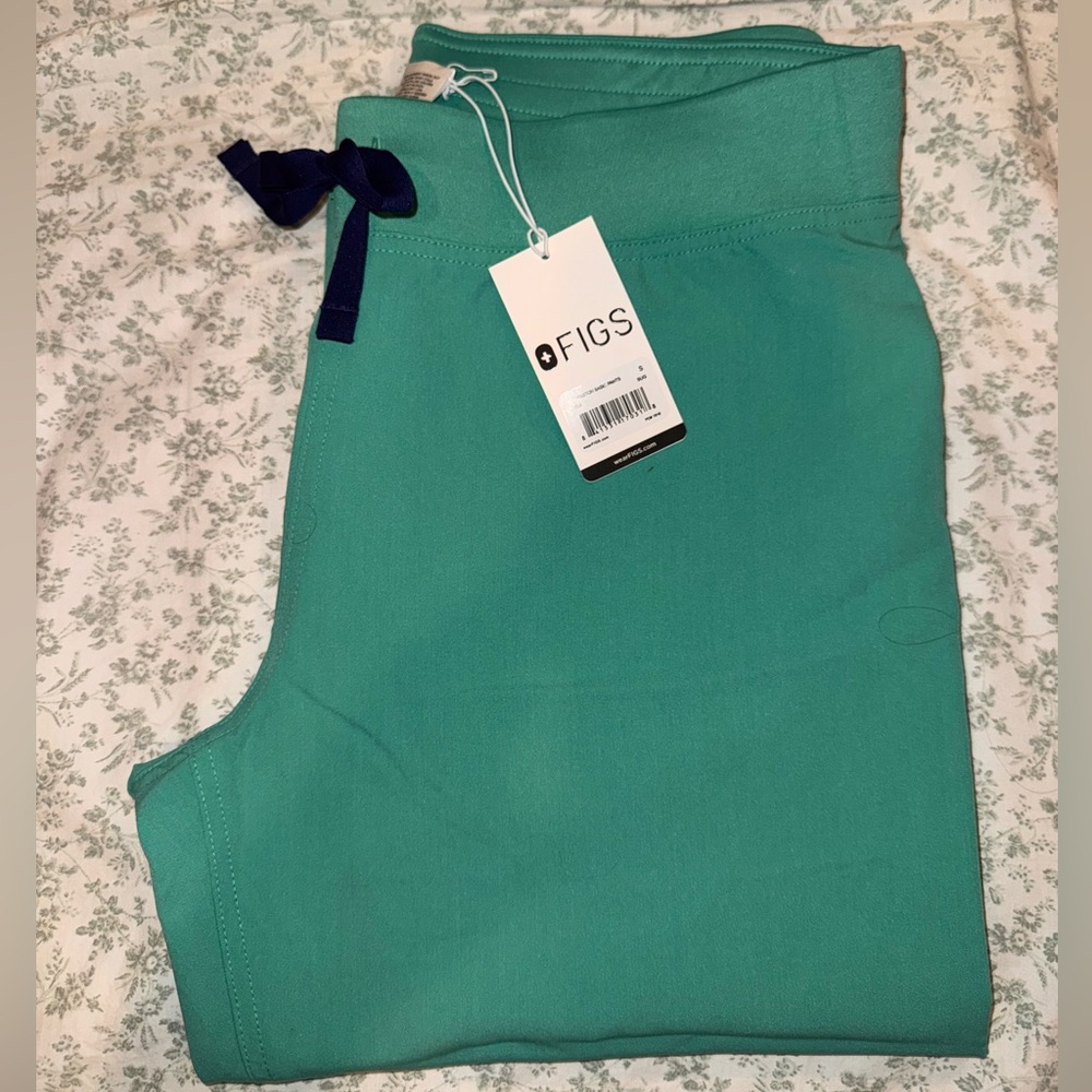 NWT Livingston Scrub Pants in Surgical Green